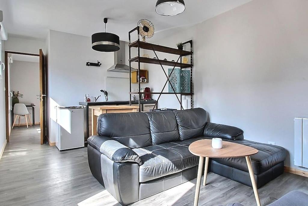 Appartement T2 Independant Au Coeur De La Ville Bourges Exteriér fotografie